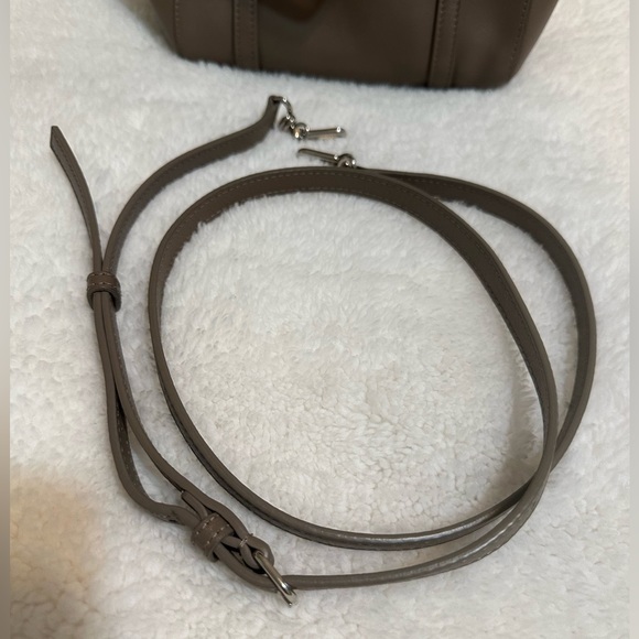 Authentic Balenciaga Everyday XXS Tote | Neutral color - Picture 6 of 12